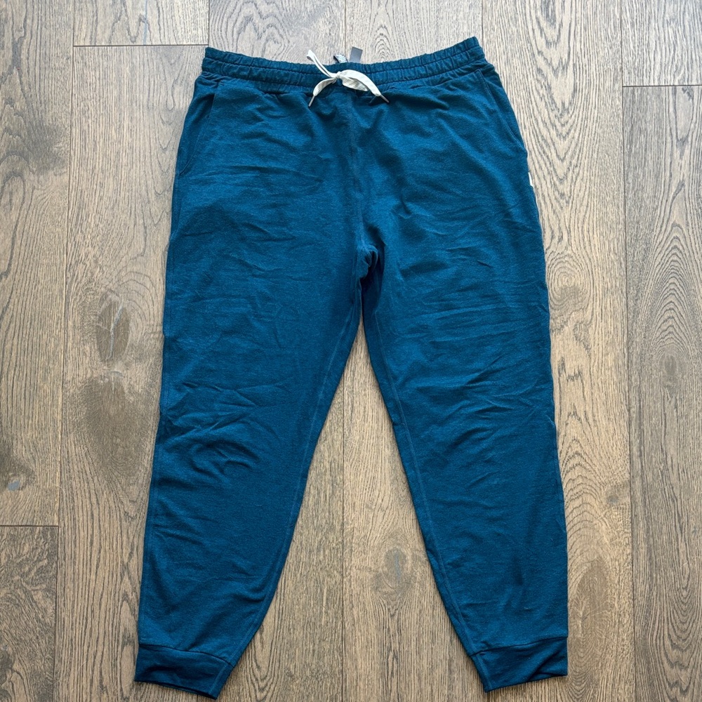 Vuori Teal Performance Jogger
